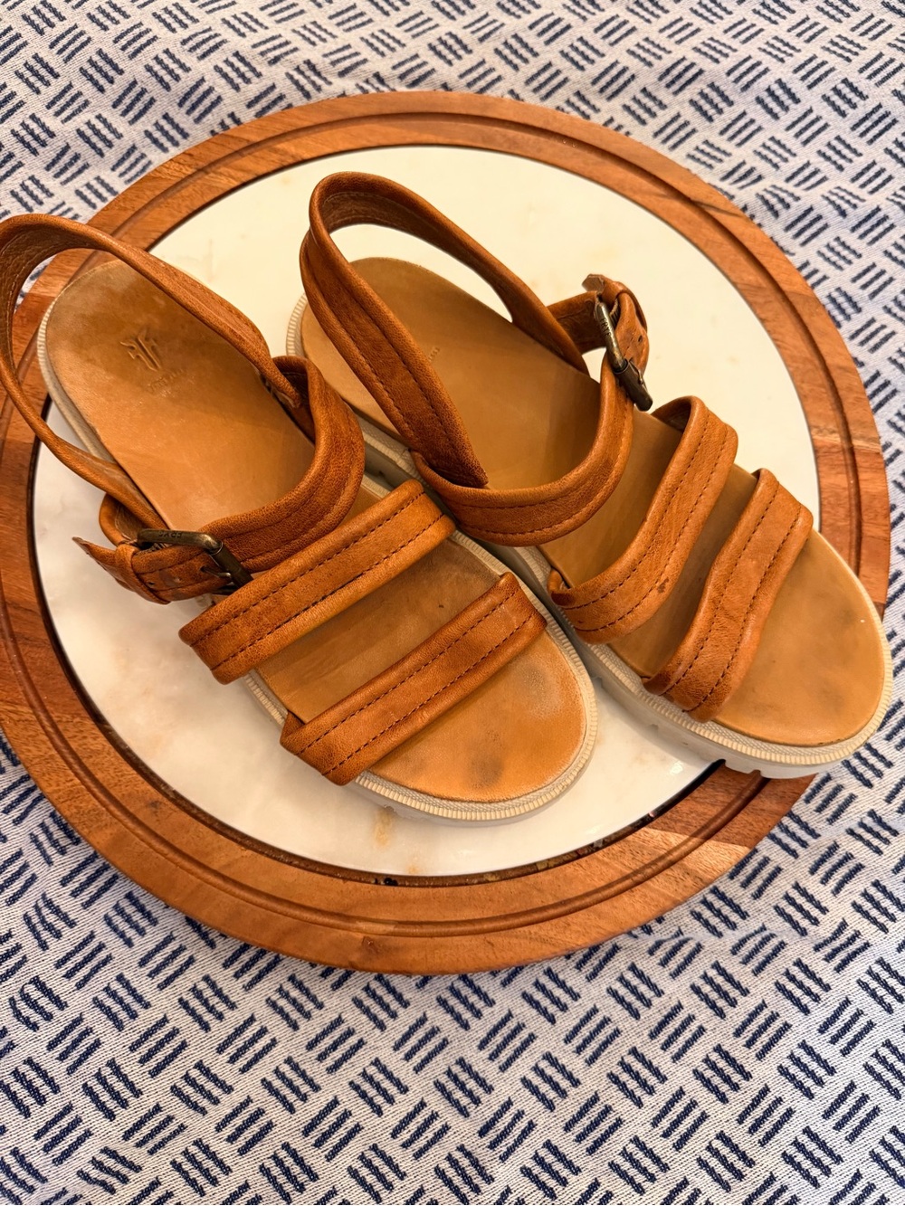 Frye Leather Mila Sandals Womens 8.5 Brown